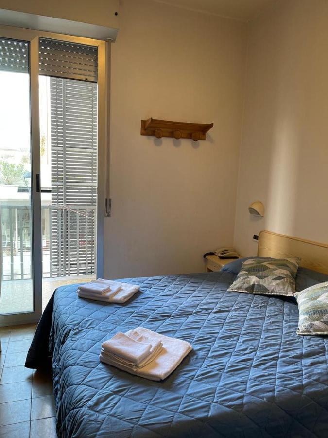 Hotel Losanna Rimini Eksteriør billede