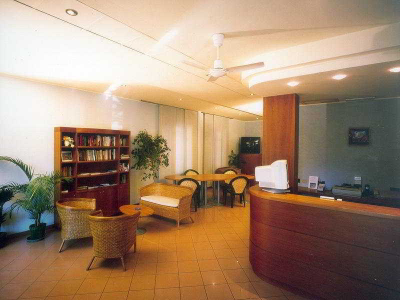 Hotel Losanna Rimini Eksteriør billede